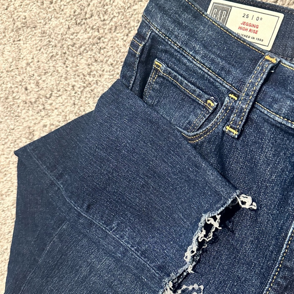 Gap Jeans